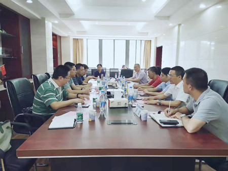 西南大學考察2_副本.jpg